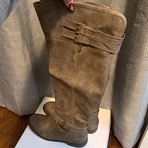 Women’s Knee high Leather Boots
